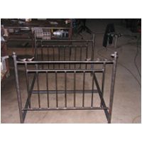 bedframe1.JPG